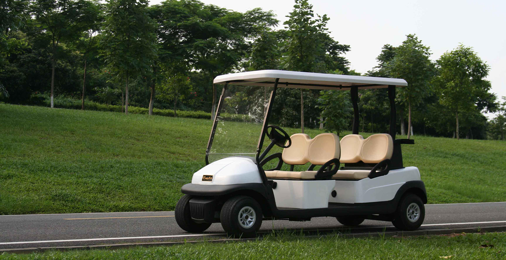 高尔夫.jpg__PID:74eb3299-046b-44a6-891a-770b3e07f44e